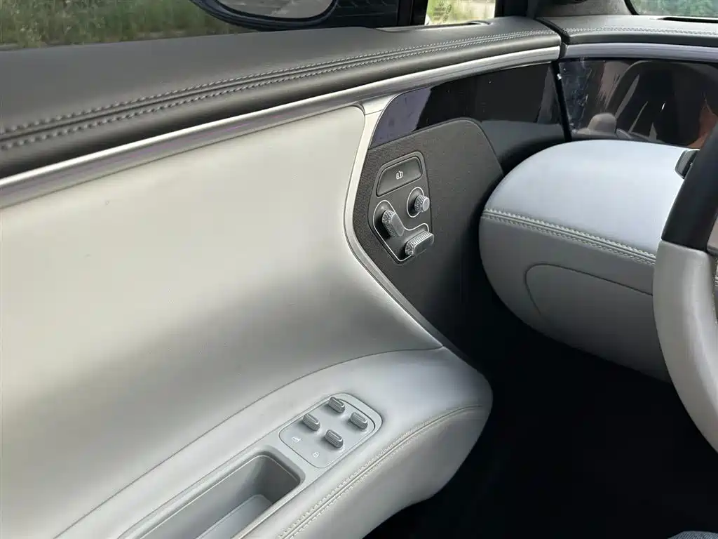 Avatr Avatr 11 2023 HarmonyOS 90kWh Luxury Edition 2023 - thumbnail 20