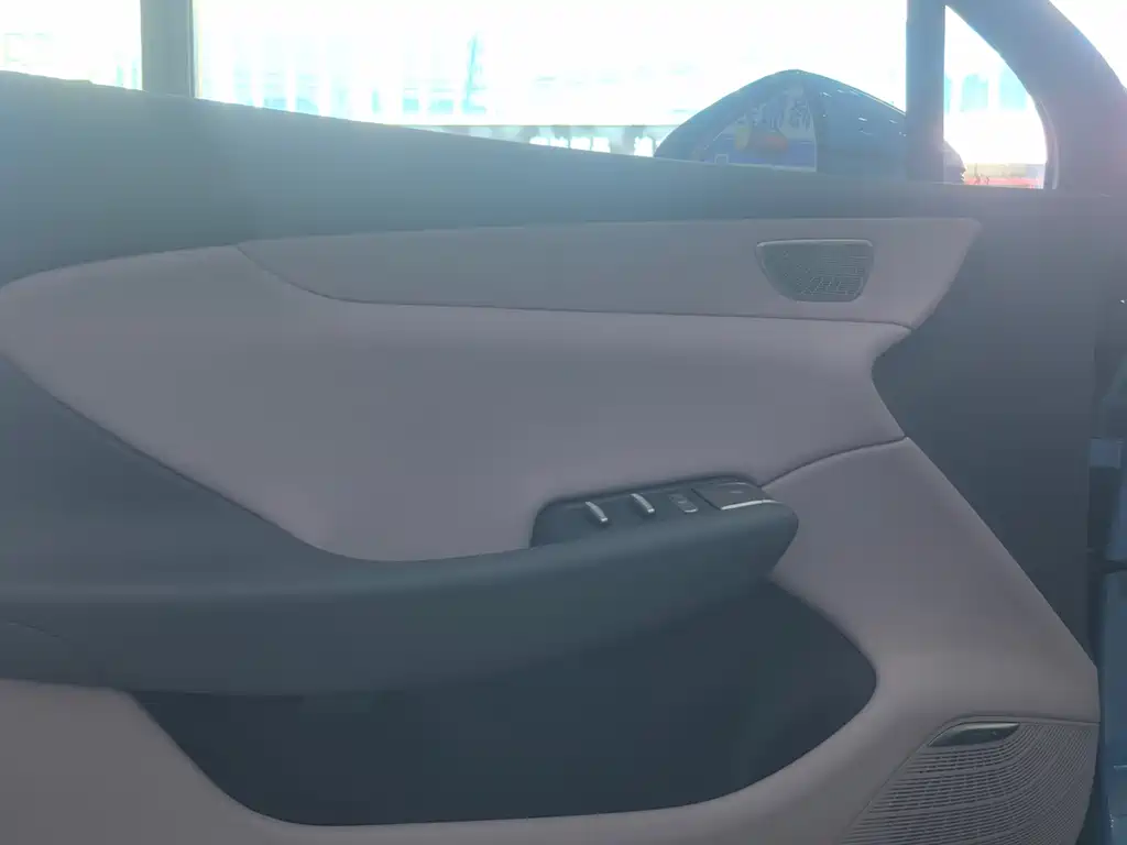 Hongqi Hongqi Tiangong 05 2025 750 Edition 2025 - thumbnail 8