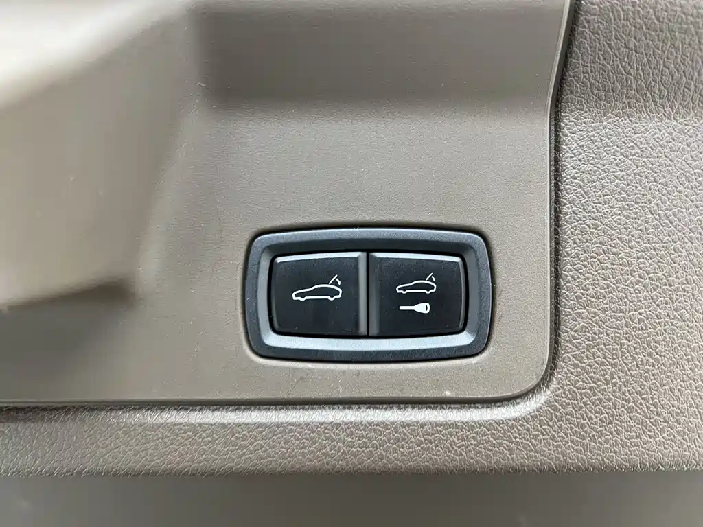 Porsche Panamera 2016 Panamera 4 Edition 3.0T 2016 - thumbnail 28