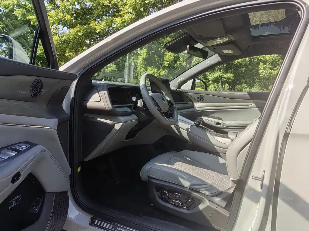 Denza Denza N7 2024 630 AWD Intelligent Driving Ultra Edition 2024 - thumbnail 10
