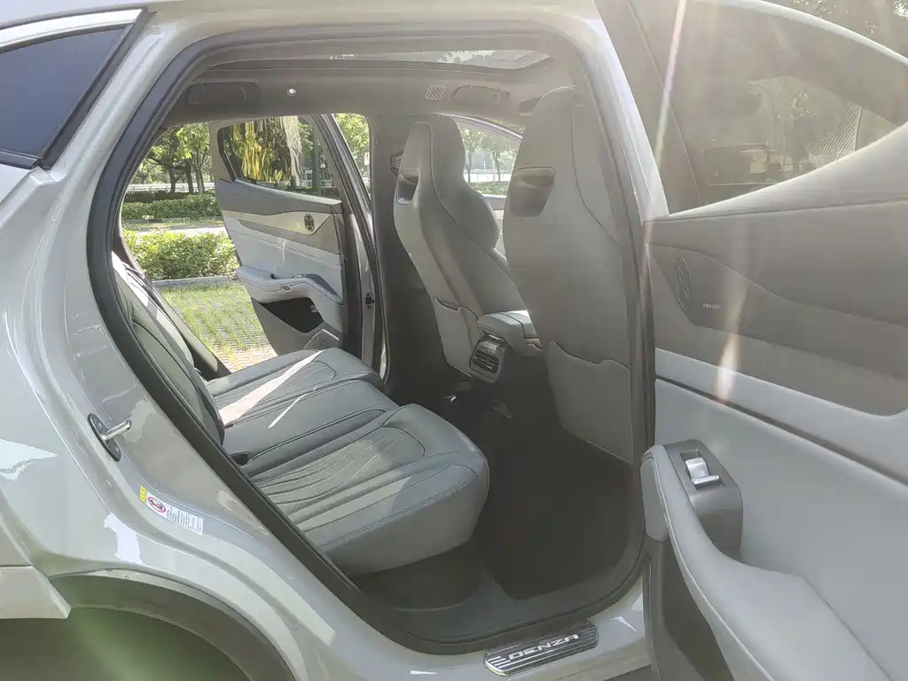 Denza Denza N7 2024 630 AWD Intelligent Driving Ultra Edition 2024 - thumbnail 13