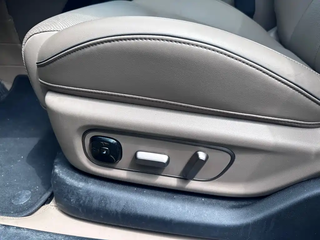 Li Auto Li Auto i6 2025 RWD Standard Edition 2025 - thumbnail 18