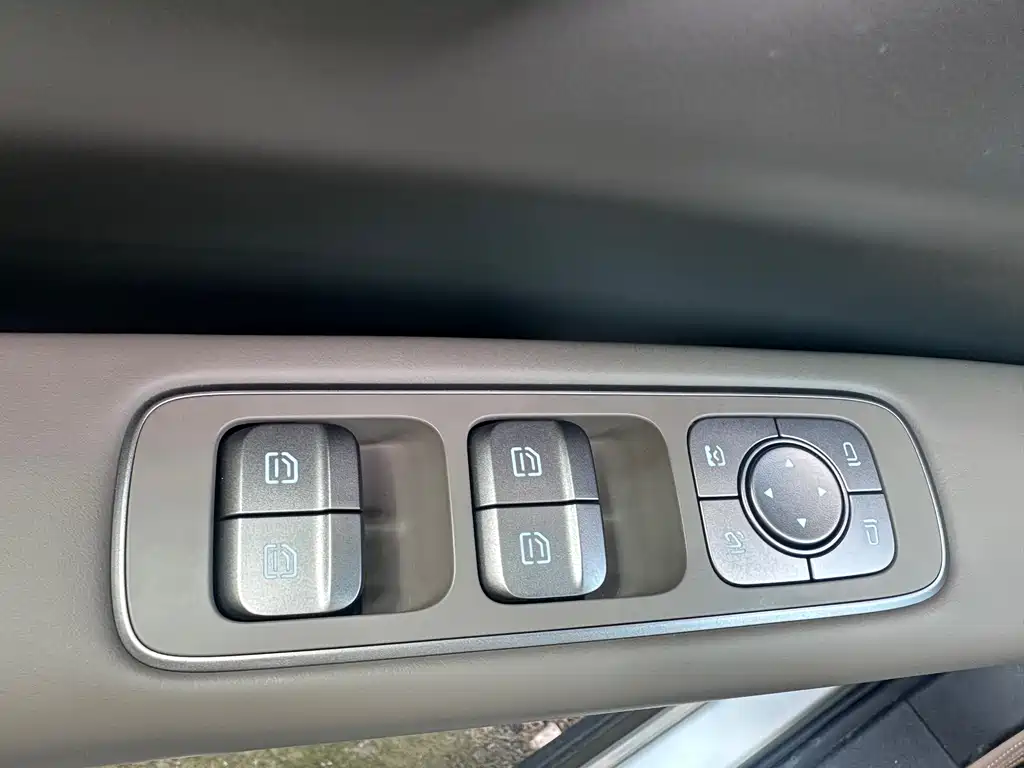 Li Auto Li Auto i6 2025 RWD Standard Edition 2025 - thumbnail 23