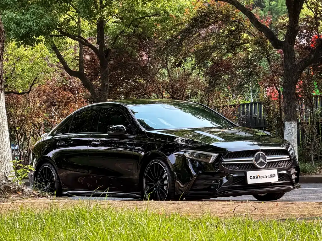Mercedes-Benz Mercedes-Benz A-Class AMG 2022 AMG A 35 L 4MATIC 2022 - thumbnail 3