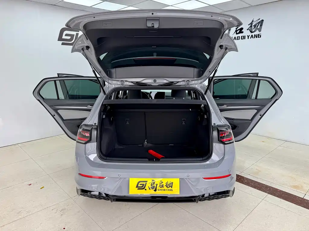 Volkswagen Golf 2025 300TSI R-Line 2025 - thumbnail 20