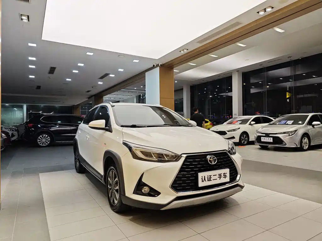 Toyota Yaris L 2020 Yaris L X 1.5L CVT Luxury Edition 2020 - thumbnail 4