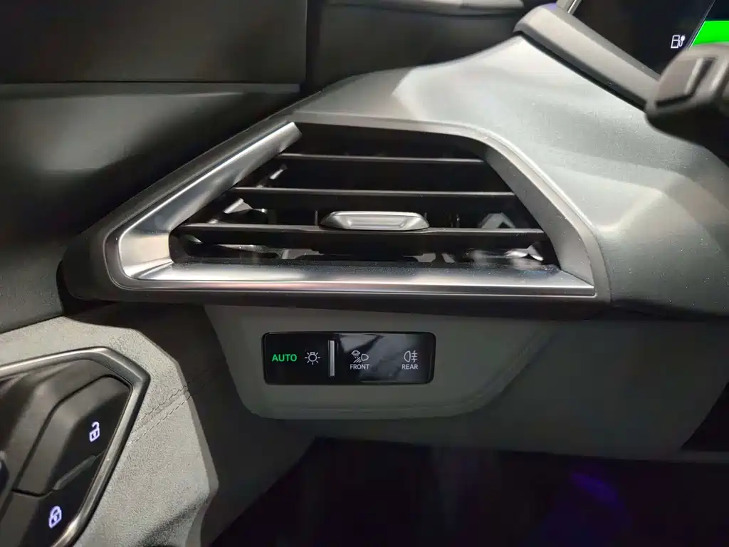Audi Audi e-tron GT 2024 - thumbnail 11