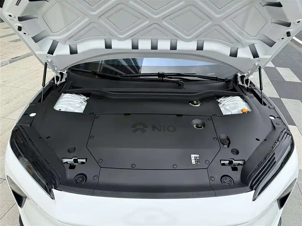 NIO NIO ET5 2024 75kWh 2025 - thumbnail 26