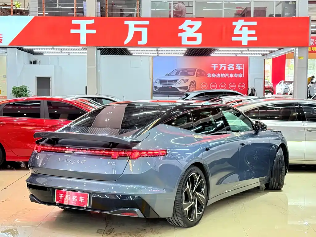 Lynk & Co Lynk & Co Z10 2024 95kWh 702km AWD Smart Driving Ultra 2024 - thumbnail 5