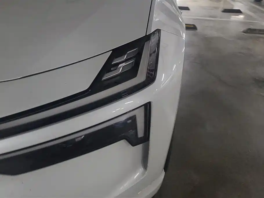 Polestar Polestar 4 2023 Dual Motor High Performance PLUS 2024 - thumbnail 5