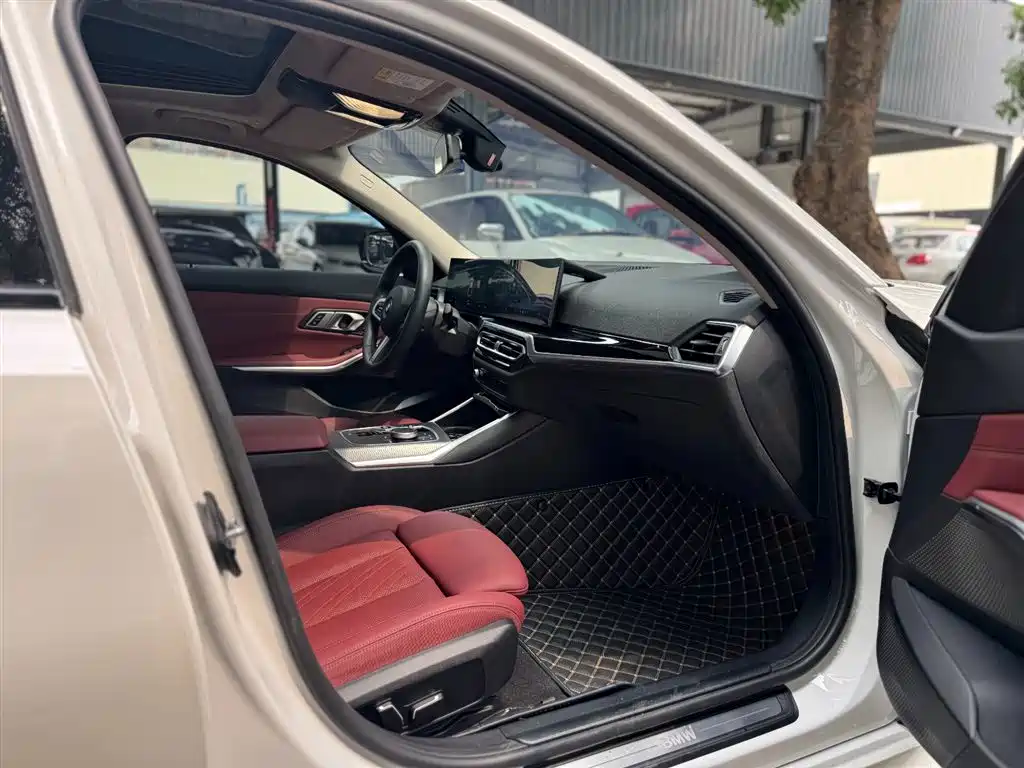 BMW BMW i3 eDrive 40 L 2023 - thumbnail 9
