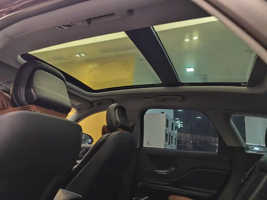 Lincoln Lincoln Corsair 2021 2.0T FWD Reserve Edition 2022 - thumbnail 27