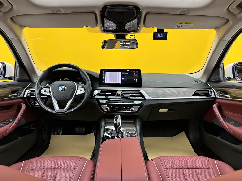 BMW BMW 5 Series 2022 Facelift 530Li Leading Edition Luxury Package 2022 - thumbnail 9