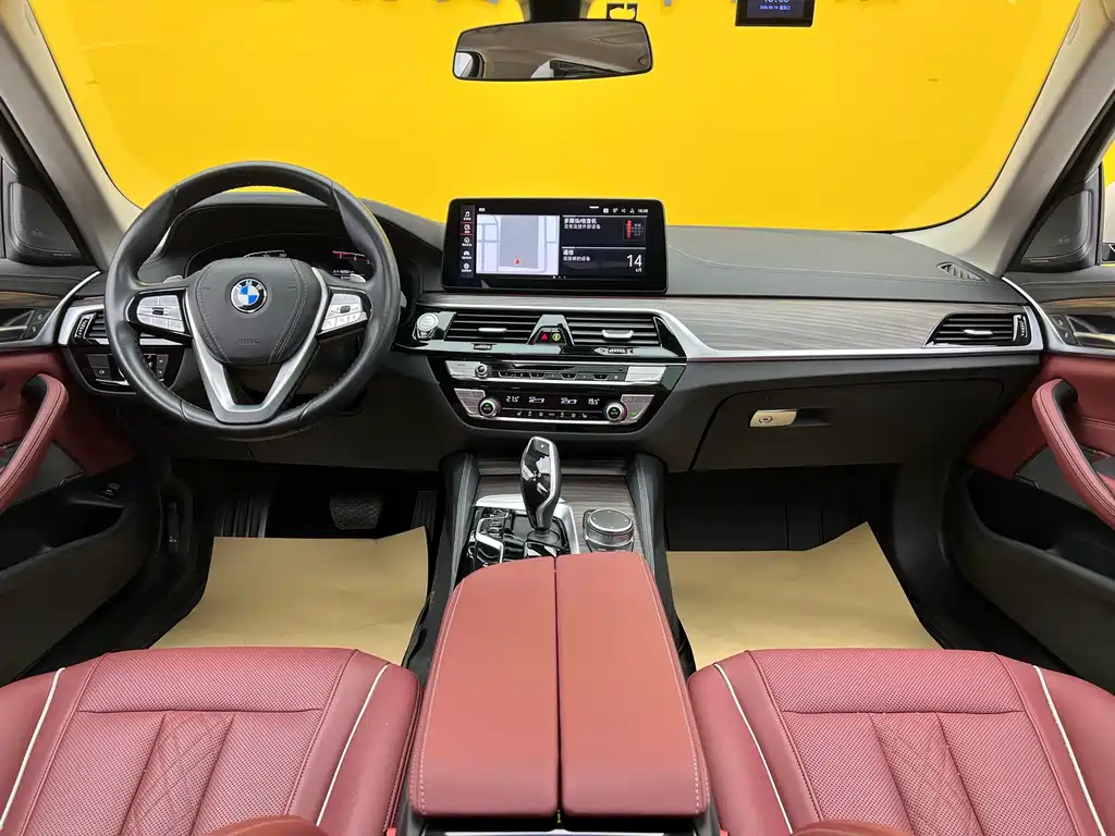 BMW BMW 5 Series 2022 Facelift 530Li Leading Edition Luxury Package 2022 - thumbnail 10