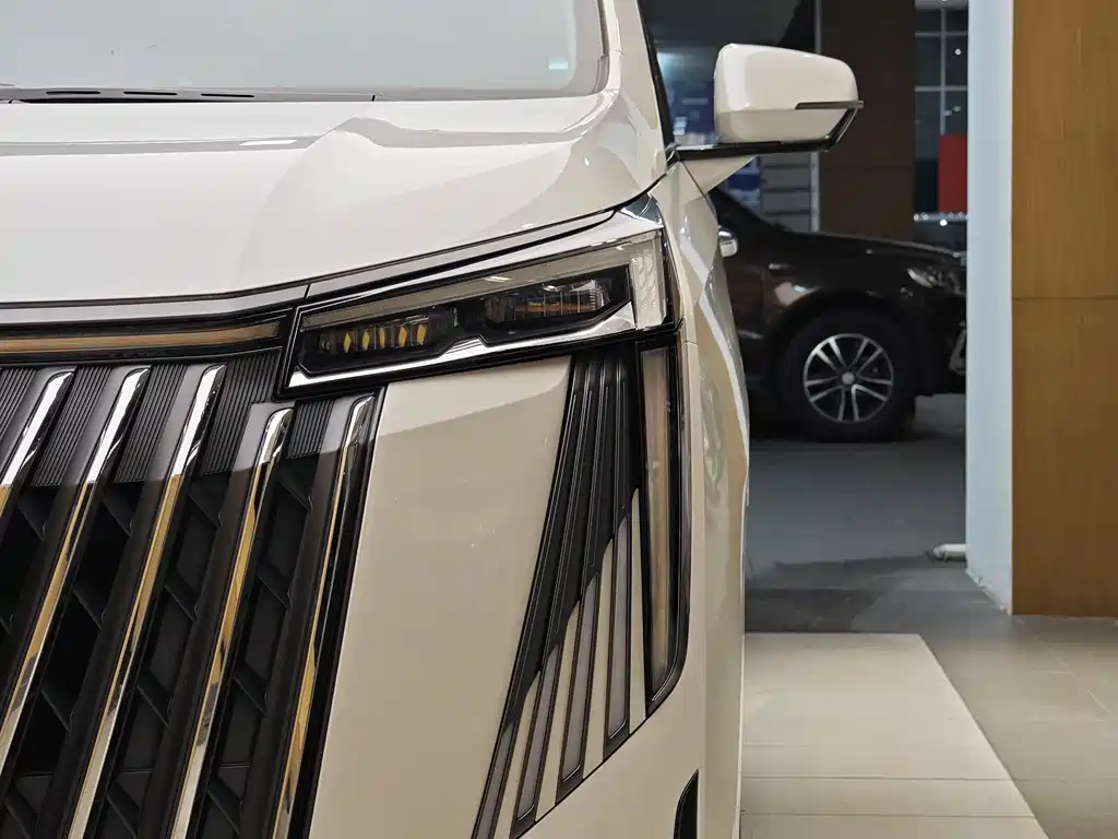 GAC Trumpchi GAC Trumpchi M8 2024 Master Series 400T Supreme Edition 2023 - thumbnail 2