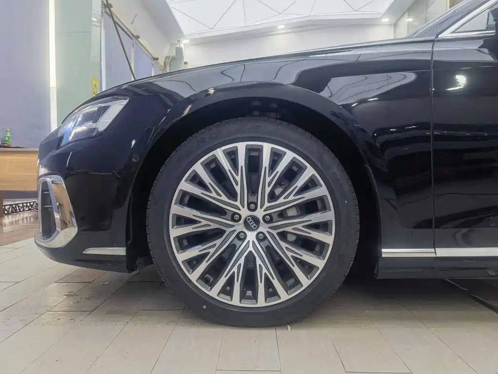 Audi Audi A8L 2024 model 50 TFSI quattro Zhenxuan Edition 2026 - thumbnail 13