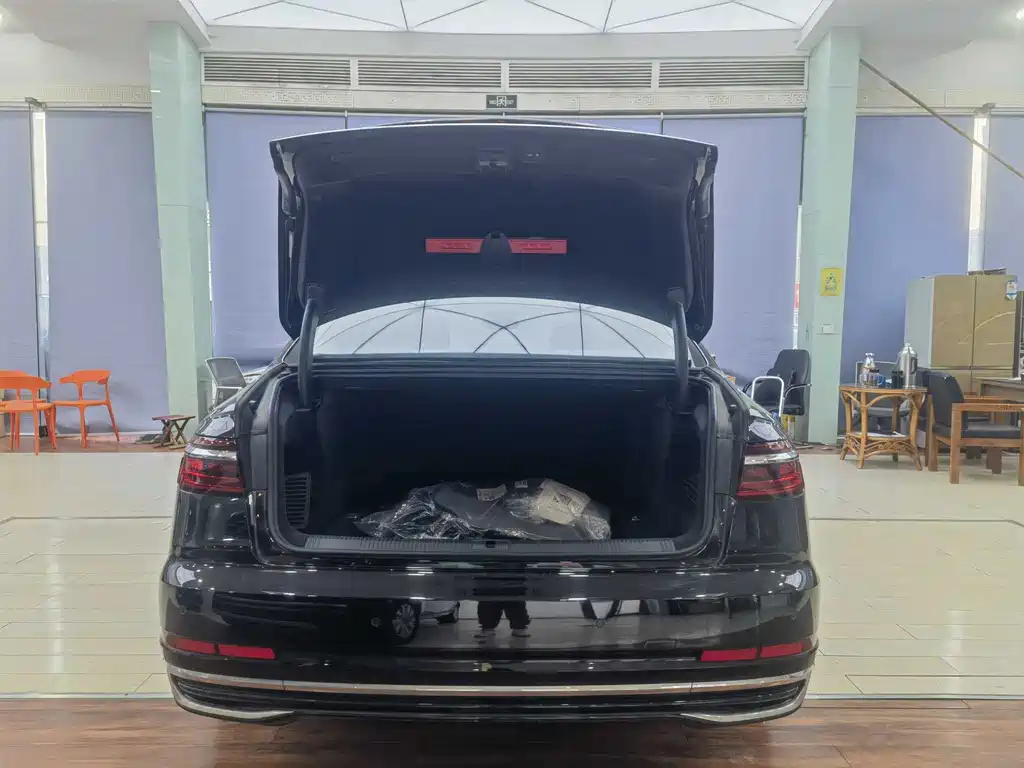 Audi Audi A8L 2024 model 50 TFSI quattro Zhenxuan Edition 2026 - thumbnail 14