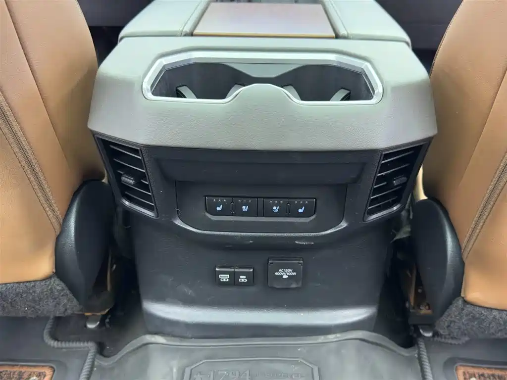 Toyota Tundra 2022 3.5T Automatic 2022 - thumbnail 11
