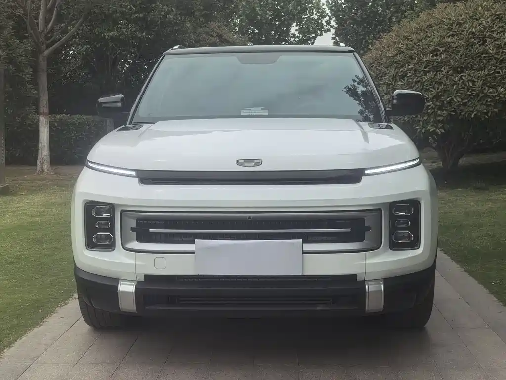 Geely Auto Geely ICON 1.5TD Qingcheng Edition 2025 - thumbnail 2