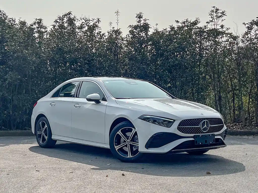 Mercedes-Benz Mercedes-Benz A-Class 2025 Facelift A 200 L Fashion 2026 - thumbnail 3