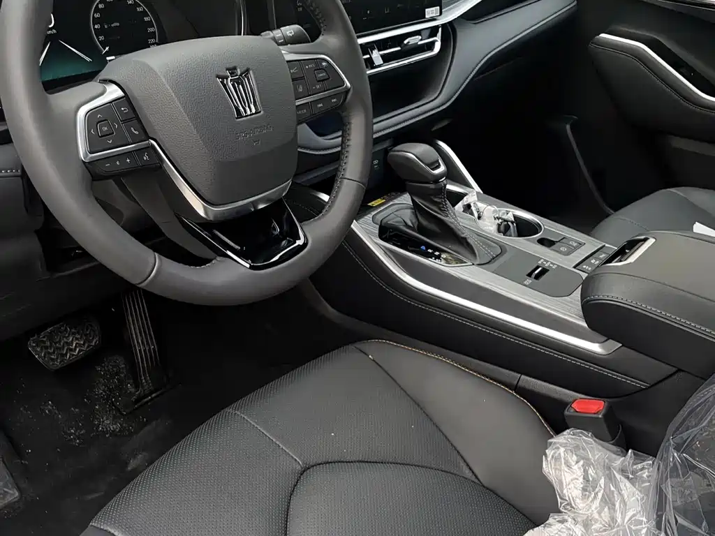 Toyota Crown Kluger 2.5L HEV AWD Premium 2026 - thumbnail 4