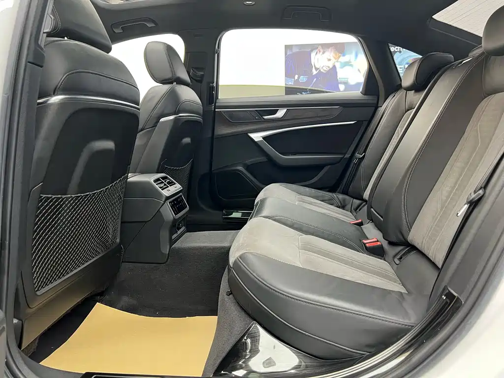 Audi Audi A6L 2019 45 TFSI Zhenxuan Dynamic Edition 2019 - thumbnail 22