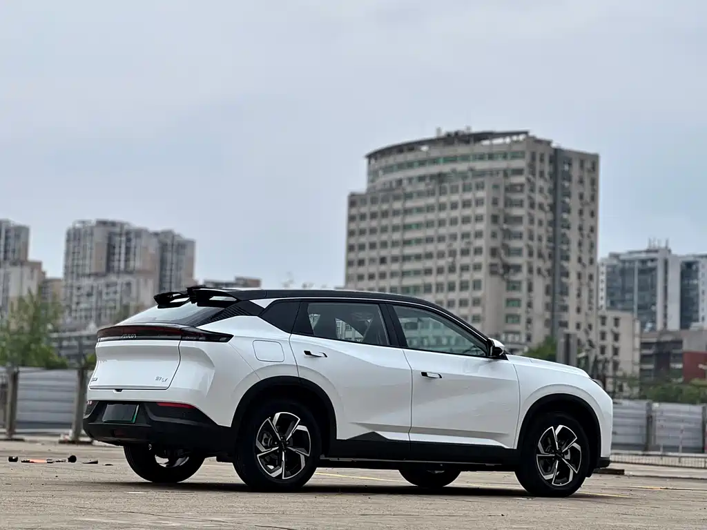Dongfeng Aeolus Dongfeng Aeolus L7 2025 518 Changxiang Edition 2026 - thumbnail 9
