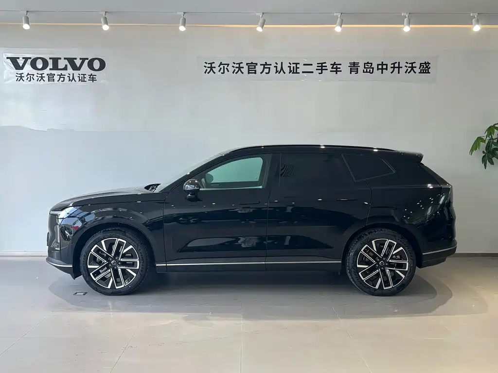 Volvo Volvo XC70 PHEV 2026 AWD Long Range Plus 2026 - thumbnail 7