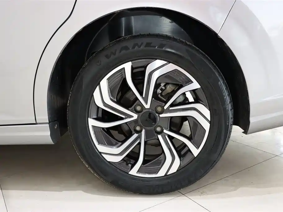 Dongfeng Aeolus Aeolus Yixuan 2021 230T Automatic Glory Edition 2022 - thumbnail 20