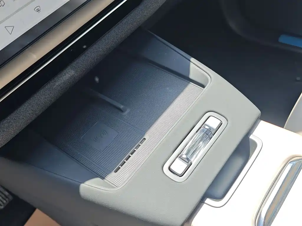 Volvo Volvo XC70 PHEV 2026 AWD Long Range Core 2026 - thumbnail 7