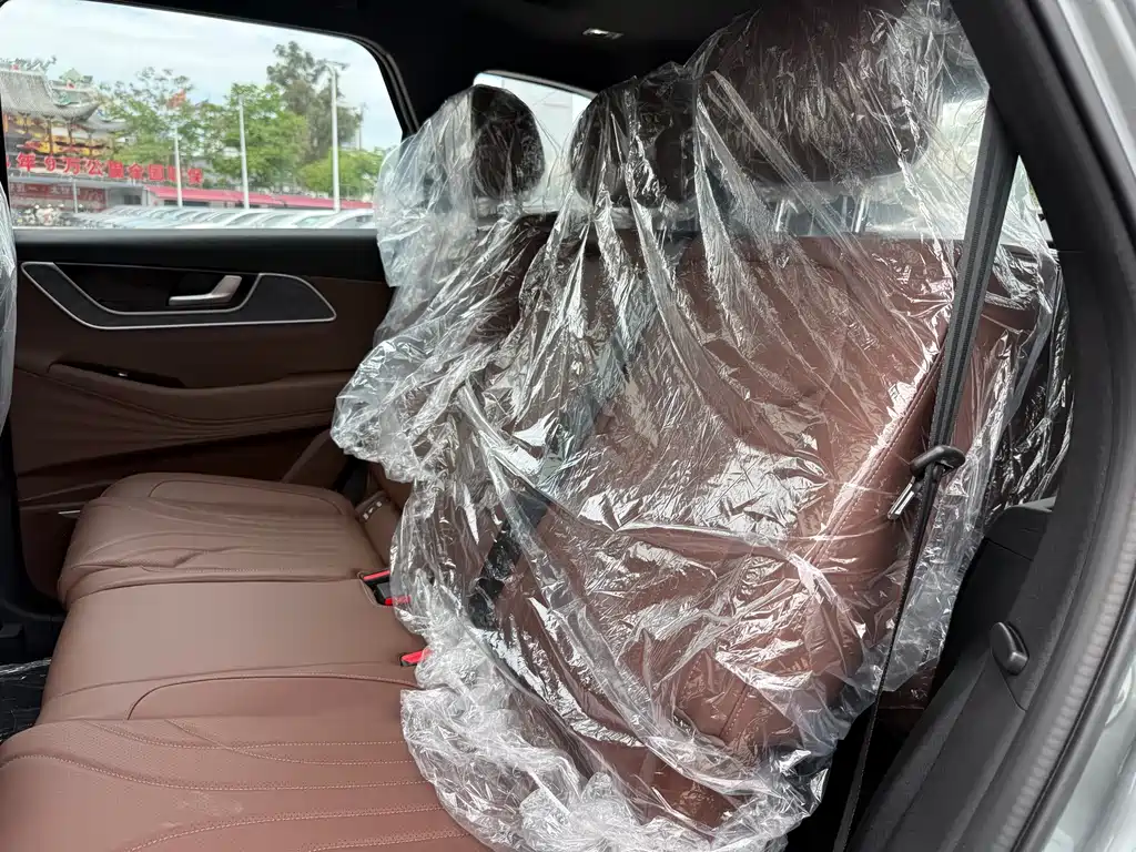 Chery Tiggo 9 2.0T Luxury 2026 - thumbnail 11