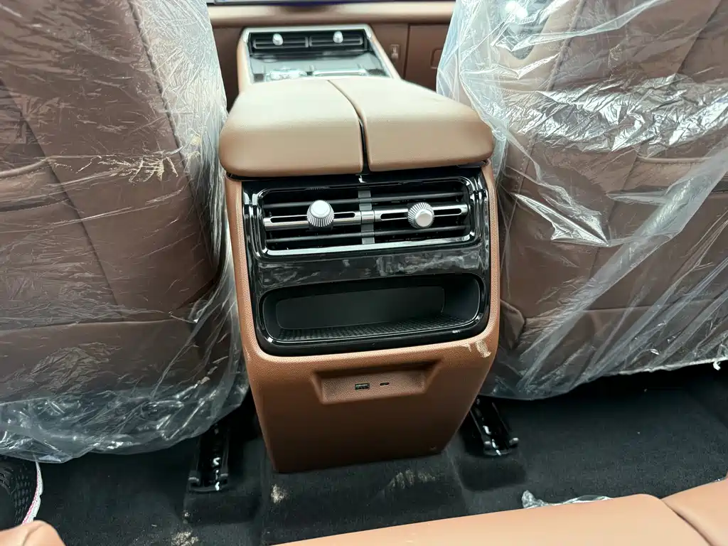 Chery Tiggo 9 2.0T Luxury 2026 - thumbnail 12