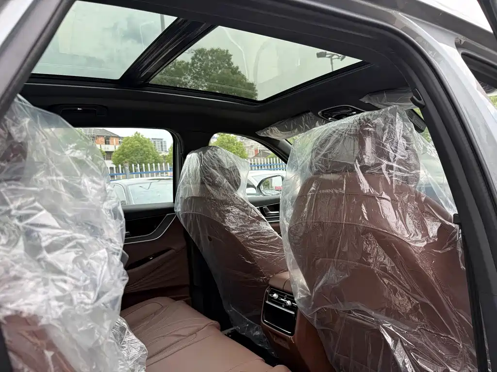 Chery Tiggo 9 2.0T Luxury 2026 - thumbnail 18