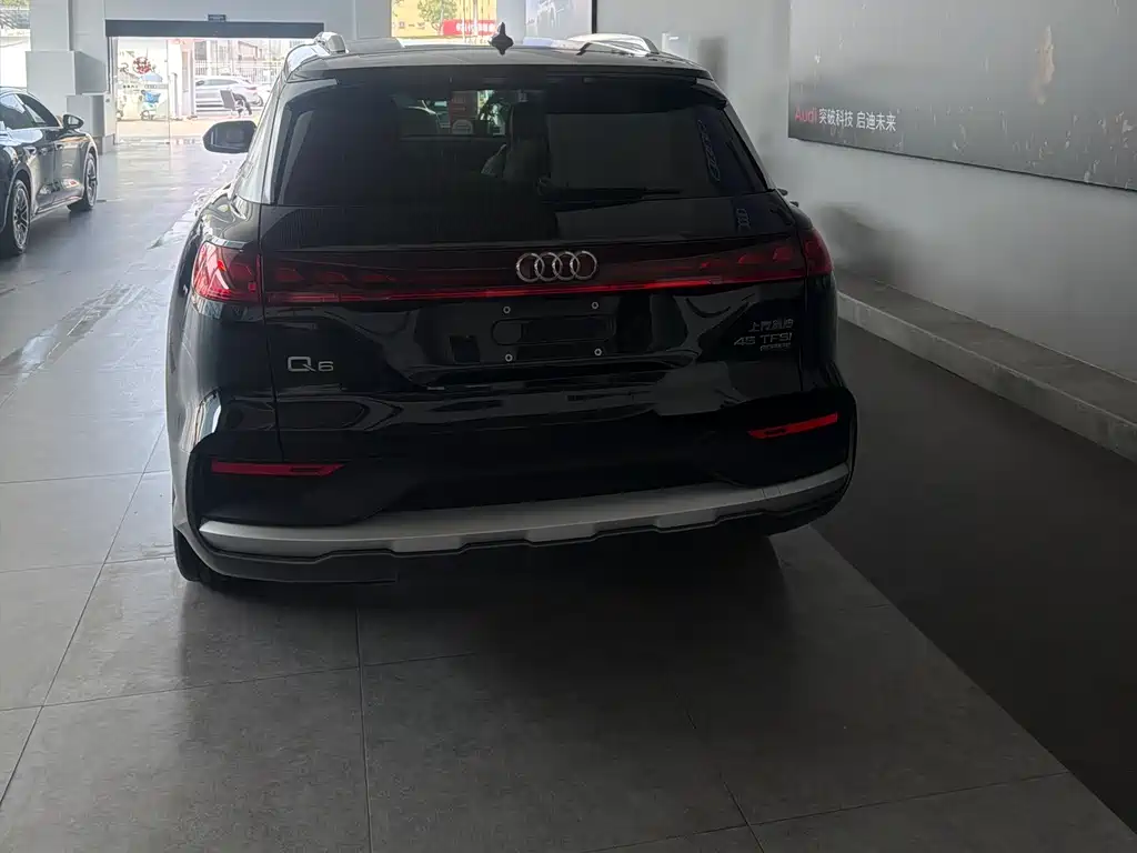 Audi Audi Q6 2026 45 TFSI quattro Qiyun Edition Yulin Package 6-seat 2026 - thumbnail 4