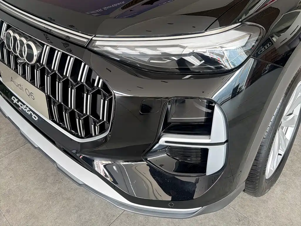 Audi Audi Q6 2026 45 TFSI quattro Qiyun Edition Yulin Package 6-seat 2026 - thumbnail 5