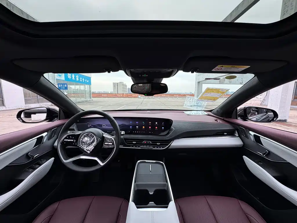 Buick Buick LaCrosse 2025 28T Platinum Edition 2026 - thumbnail 5
