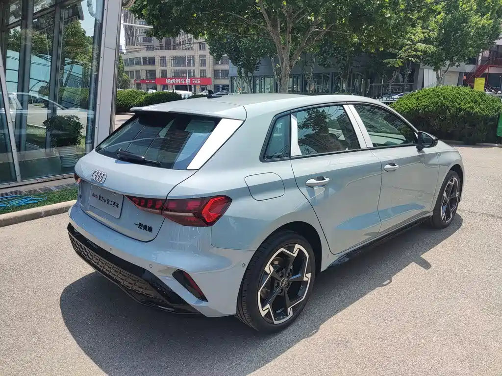 Audi Audi A3 2026 Sportback 35TFSI Feichi Zunxiang + Luxury Selection Package 2026 - thumbnail 2