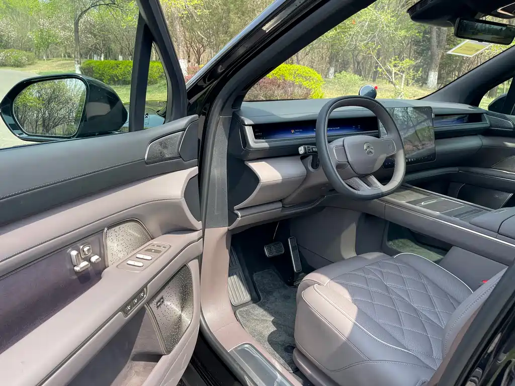 NIO NIO ES8 2026 6-Seater Executive Luxury Edition 2026 - thumbnail 4