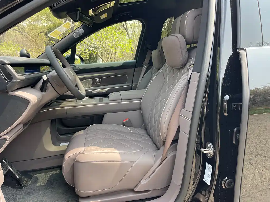 NIO NIO ES8 2026 6-Seater Executive Luxury Edition 2026 - thumbnail 5