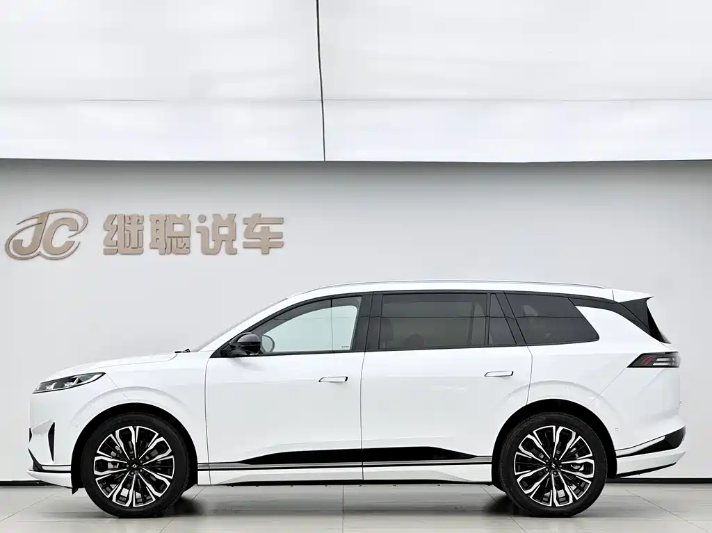 Dongfeng eπ eπ008 2026 5-Seater Pure Electric Super Wide Edition 2026 - thumbnail 3