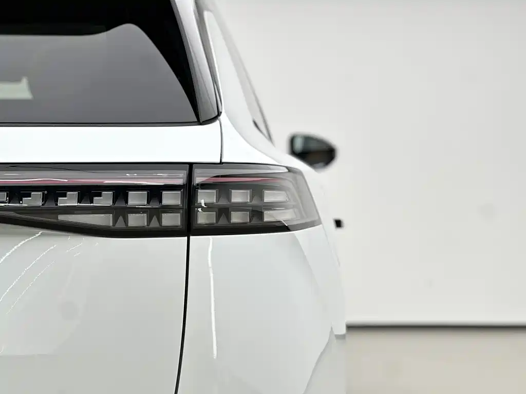Dongfeng eπ eπ008 2026 5-Seater Pure Electric Super Wide Edition 2026 - thumbnail 14