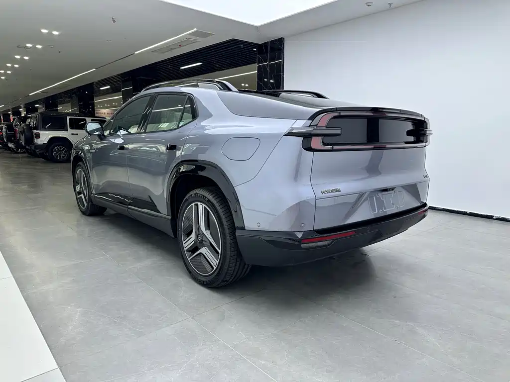 Changan Qiyuan Changan Qiyuan E07 2025 BEV AWD 90kWh Dacheng Edition 2026 - thumbnail 4
