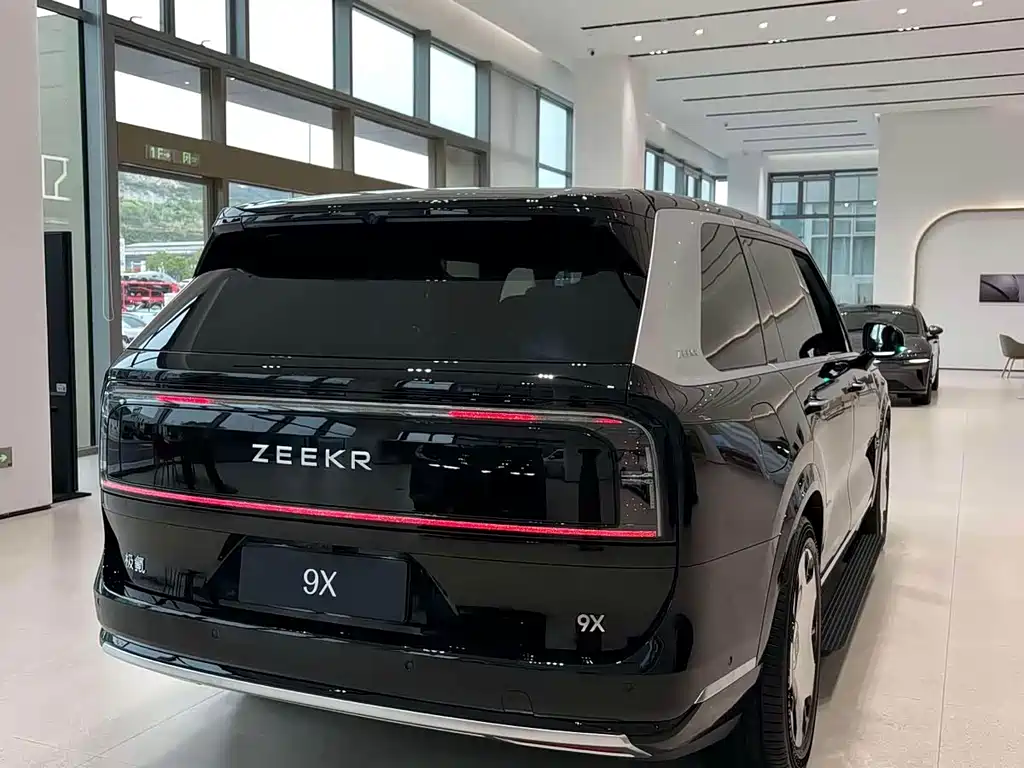 Zeekr Zeekr 9X 2025 Hyper Edition 70kWh 2026 - thumbnail 3
