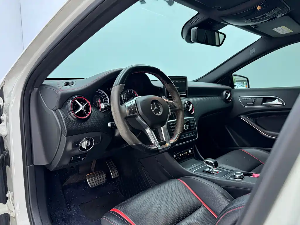Mercedes-Benz Mercedes-Benz A-Class AMG 2014 AMG A 45 4MATIC 2015 - thumbnail 6