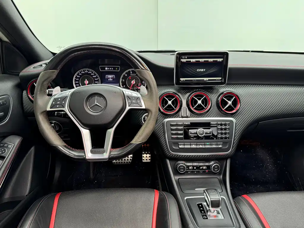 Mercedes-Benz Mercedes-Benz A-Class AMG 2014 AMG A 45 4MATIC 2015 - thumbnail 17