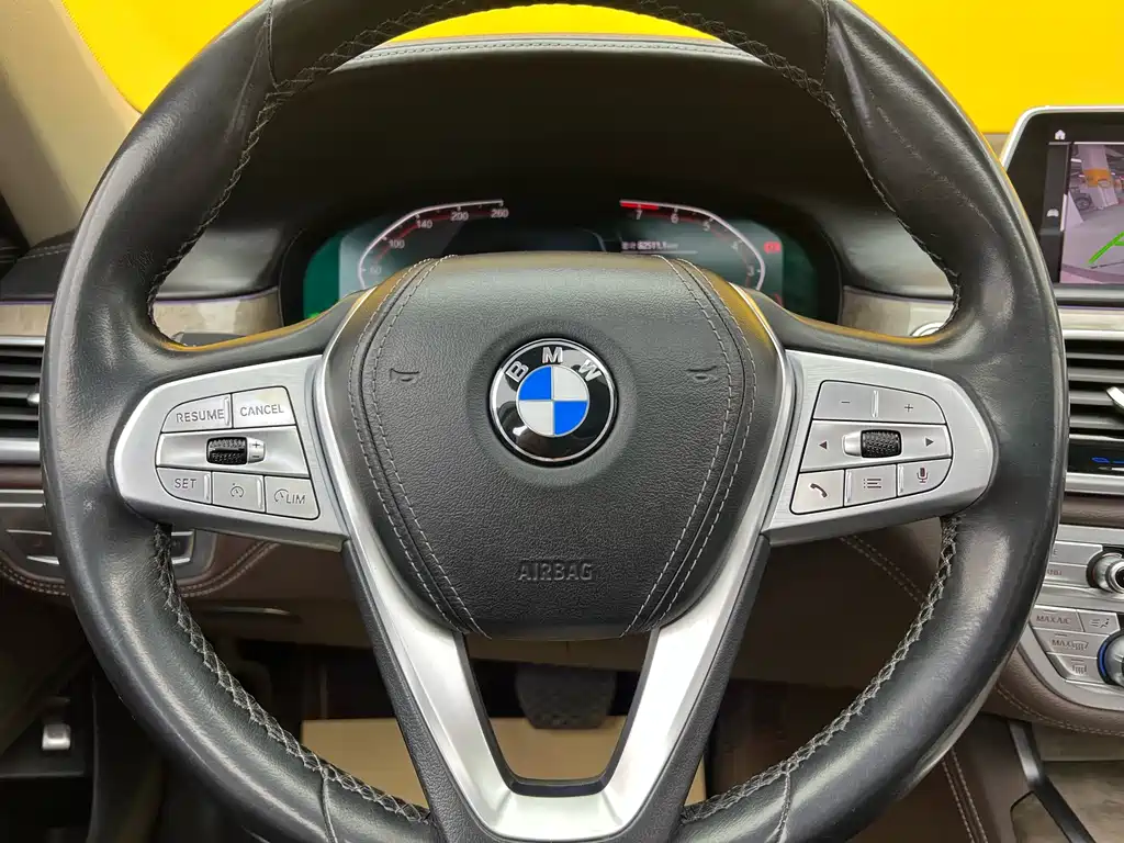 BMW BMW 7 Series 2020 - thumbnail 12