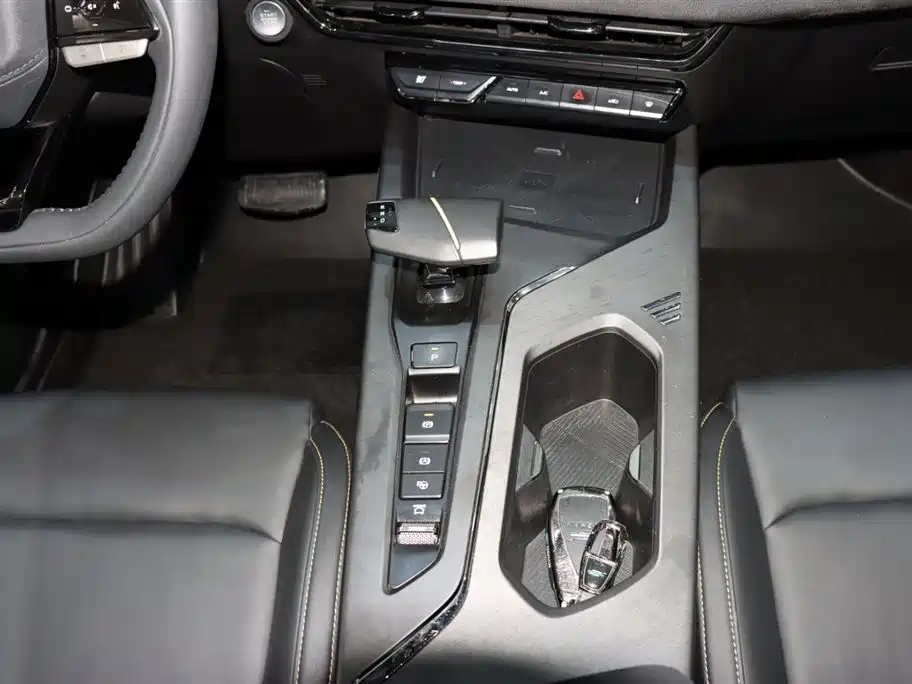 Changan Oshan Changan Oshan X5 PLUS 2023 1.5T DCT Smart AI Edition 2023 - thumbnail 15