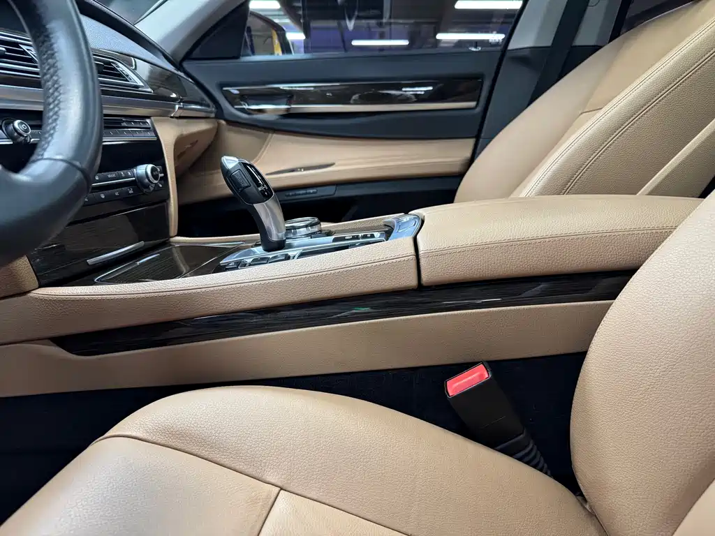 BMW BMW 7 Series 2013 730Li Leading Edition 2014 - thumbnail 17