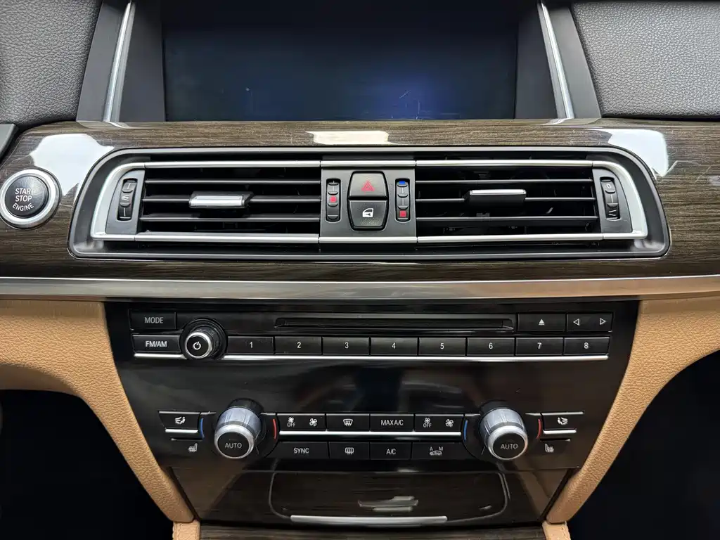 BMW BMW 7 Series 2013 730Li Leading Edition 2014 - thumbnail 23