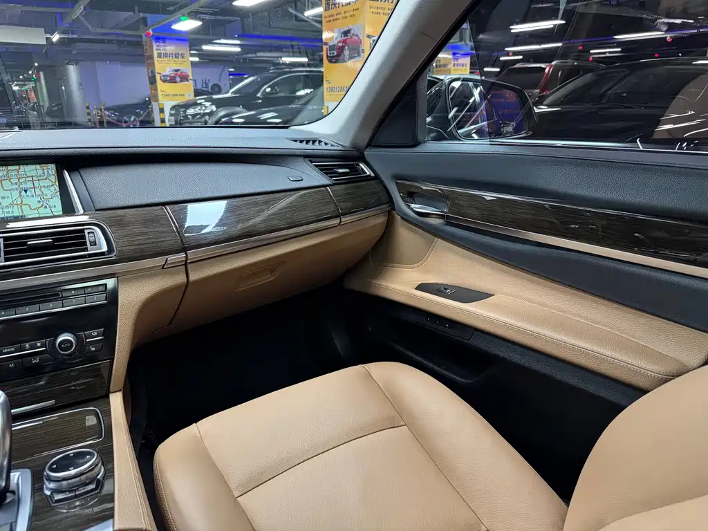 BMW BMW 7 Series 2013 730Li Leading Edition 2014 - thumbnail 26